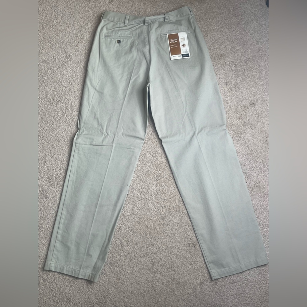 NWT Haggar Tan Chinos Lightweight Versatile Style - Picture 3 of 4
